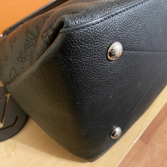 Louis Vuitton Beauborg Hobo MM Bag - Mahina - Picture 5 of 12